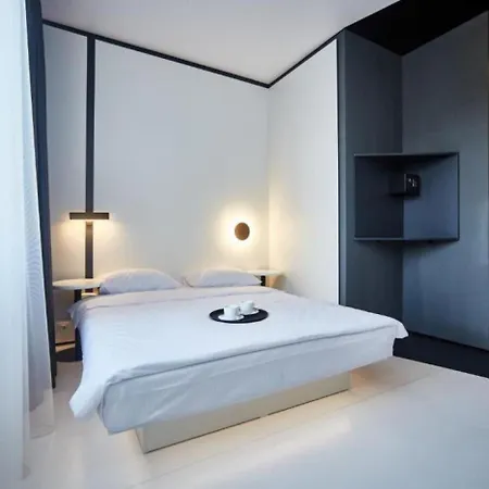 Atmosfera Hotel